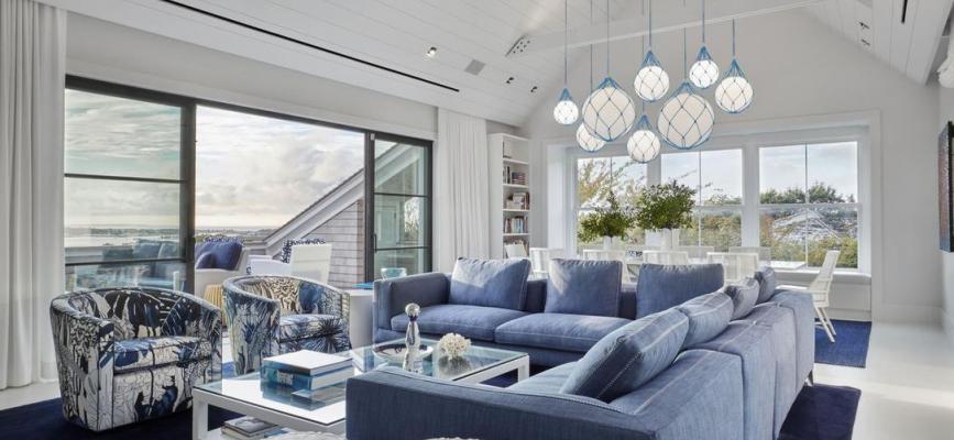 Style Marin dans l'Intérieur de l'Appartement - Fascination des Accents Bleus et Turquoises